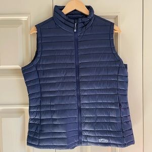Stio women’s Pinion down vest size large in mountain shadow blue